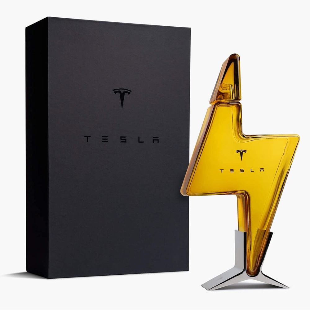 TESLA DECANTER W/ STAND & BOX NEW